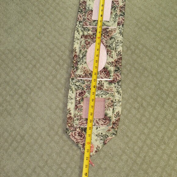 Vtg Mauve Maroon Ivory Fabric Tapestry Hanging 3 Frames Tapestry a 3x3 & (2) 3x5 - Picture 11 of 11